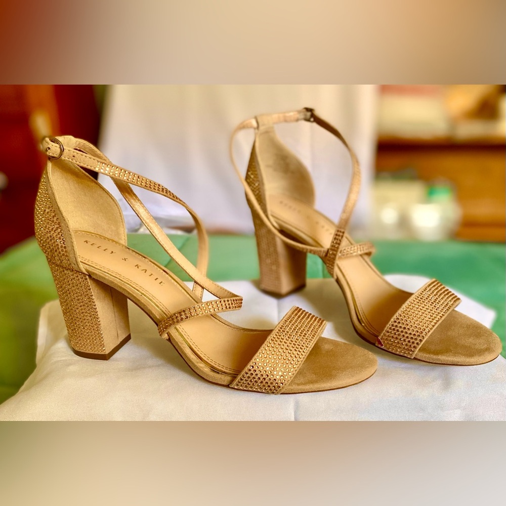 Kelly & Katie Rose Gold Paloona Sandal - Picture 4 of 11
